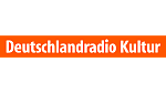 Logo Deutschlandradio Kultur - weißer Schriftzug auf orangem Untergrund